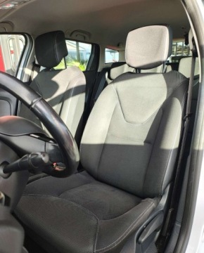 Renault Clio IV Grandtour  1.5 dCi 75KM 2013 Renault Clio Renault Clio IV 1.5dci Komplet Kluczykow 1.5 Diesel 75KM, zdjęcie 13