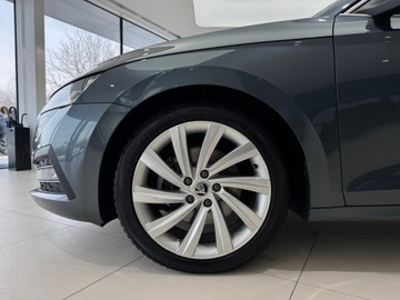 Skoda Octavia III Kombi Facelifting 2.0 TDI 150KM 2020 Skoda Octavia Style / HUD / Ambiente / Kamera cofa, zdjęcie 17
