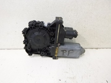 Mechanizm, silniczek szyby przód prawy Audi A3 8L 5D 00r.