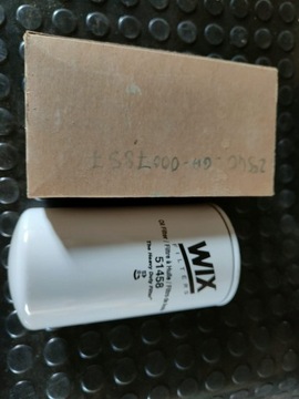 [51458] Filtr oleju (przykręcany) pasuje do: CASE