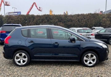 Peugeot 3008 I Crossover 1.6 156KM 2010 Peugeot 3008 2010 r. 1.6 Benzyna 156KM, zdjęcie 6