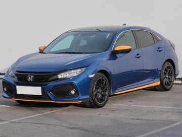 Honda Civic X Hatchback 5d 1.0 VTEC Turbo 129KM 2017 Honda Civic 1.0 VTEC Turbo, Salon Polska, zdjęcie 1