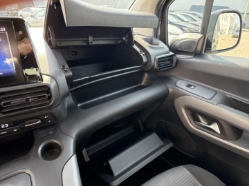 Toyota Proace II 2022 Toyota PROACE CITY VERSO 1.2 D-4T Family 1.2 D-4T, zdjęcie 21