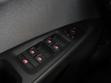 Seat Leon III ST Facelifting 1.6 TDI 115KM 2019 Seat Leon DSG full LED klimatyzacja nawigacja, zdjęcie 30