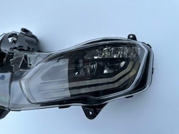 Piaggio mP3 530 400cc reflektor lampa przód