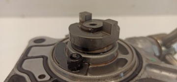 МАЗДА 3 ВАКУУМНЫЙ НАСОС 18G00K2102