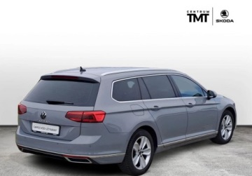 Volkswagen Passat B8 Variant Facelifting 1.5 TSI EVO 150KM 2023 Volkswagen Passat Elegance 1.5 TSI 150 KM DSG Podg. fot Navi Kamera, zdjęcie 1