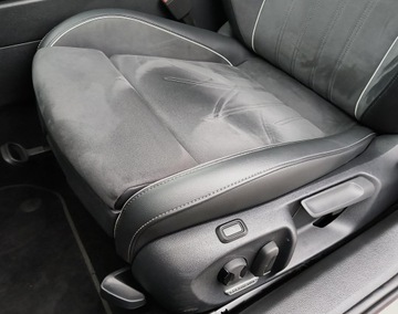 Volkswagen Passat B8 Variant Facelifting 2.0 TDI SCR 150KM 2025 Volkswagen Passat Business 2.0 TDI 150KM DSG, FV 2, zdjęcie 11