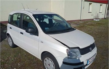 Fiat Panda II Hatchback 5d 1.2 69KM 2011 Fiat Panda