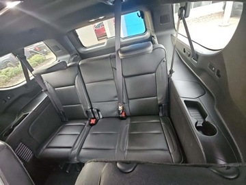 Chevrolet Suburban GMT900 2023 Chevrolet Suburban High Country 3LZ 2023 6.2l 6.2 Benzyna 420KM, zdjęcie 10