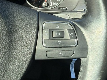 Volkswagen Passat B7 Variant 2.0 TDI CR DPF BlueMotion 140KM 2013 Volkswagen Passat 2.0TDi 140KM DSG 2013r R-Line, zdjęcie 18