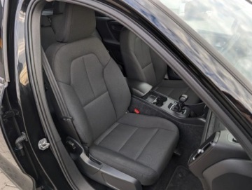 Volvo XC40 Crossover 1.5 T3 156KM 2018 Volvo XC 40 Kamera Ledy Podgrzewane Fotele Serwis Gwarancja 1.5 Benzyna, zdjęcie 23
