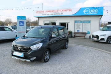 Dacia Lodgy Minivan Facelifting 1.5 Blue dCi 115KM 2022 Dacia Lodgy Stepway Comfort Blue dCi 115 7-os