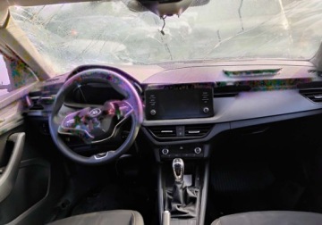 Skoda Kamiq Crossover 1.5 TSI 150KM 2024 Skoda Kamiq 2024r, 1.5 Benzyna. AUTOMAT. Uszkodzona. Poobijana. 1.5 Benzyna, zdjęcie 4