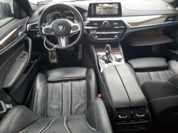 BMW Seria 5 G30-G31 2018 BMW Seria 5 540xi 2018 3.0l 3.0 Benzyna 335KM, zdjęcie 8