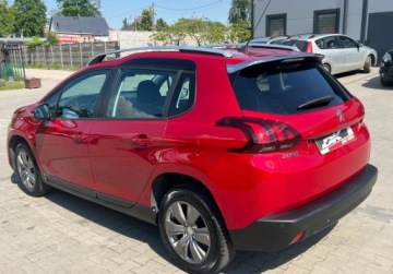 Peugeot 2008 I SUV Facelifting 1.2 PureTech 110KM 2018 Peugeot 2008 Automat Panorama Nawigacja 1.2 Benzyna 110KM, zdjęcie 5