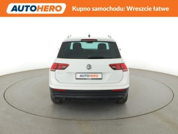 Volkswagen Tiguan II SUV 2.0 TDI 150KM 2018 Volkswagen Tiguan 2.0 TDI Connect Climatronic, zdjęcie 5