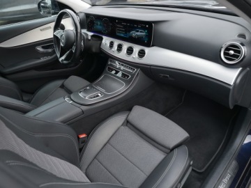 Mercedes Klasa E W214 2023 Mercedes E300de 306ps HUD ACC Keyles Blis Perła Drive Pilot Webasto Kamera, zdjęcie 21