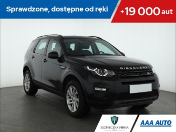 Land Rover Discovery Sport SUV 2.0 TD4 180KM 2017 Land Rover Discovery Sport TD4, Salon Polska
