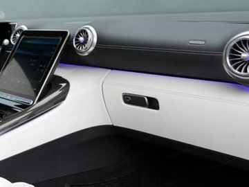 Mercedes AMG GT C190 Coupe 4d Facelifting 4.0 63 585KM 2025 MERCEDES-BENZ AMG GT 63 4Matic+ Coupe 4.0 (585KM) 2025, zdjęcie 9