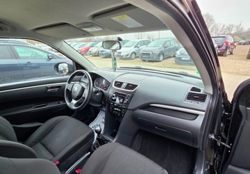 Suzuki Swift V Hatchback 5d 1.2 VVT 94KM 2012 Suzuki Swift 1,2 Ben 94 km 1.2 Benzyna 94KM, zdjęcie 9