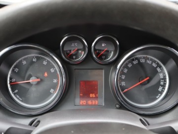 Opel Astra J Hatchback 5d 1.4 Turbo ECOTEC 120KM 2012 Opel Astra 1.4 T, Klima, Parktronic,ALU, zdjęcie 10