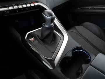 Peugeot 5008 II Crossover 1.5 BlueHDI 130KM 2017 Peugeot 5008 1.5 HDi Allure 7os Navi Tempomat, zdjęcie 29