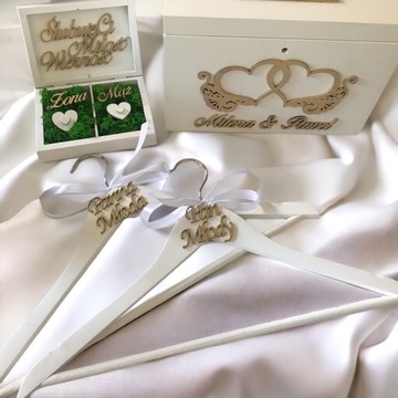 свадебный набор, коробка для конвертов, обручальные кольца, вешалки.