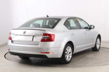 Skoda Octavia III Liftback Facelifting 1.5 TSI ACT 150KM 2019 Skoda Octavia 1.5 TSI, Salon Polska, Serwis ASO, zdjęcie 3