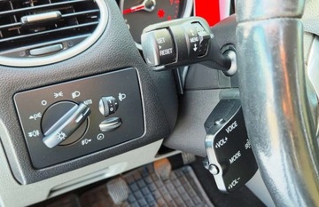 Ford Focus II Hatchback 5d 1.6 Duratec Ti-VCT 115KM 2010 Ford Focus 1,6 Ben Climatronic 116 km 1.6 Benzyna 116KM, zdjęcie 9