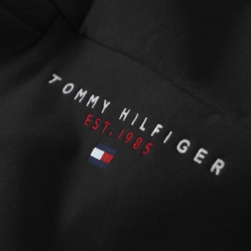 Tommy Hilfiger spodnie dresowe męskie MW0MW17384 czarny wyprzedaż r. M