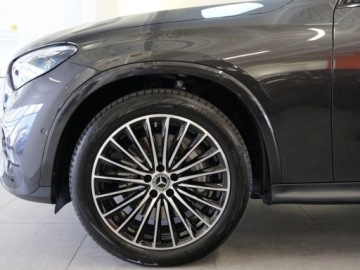 Mercedes GLC C254/X254 Coupe 2.0 220d 197KM 2026 MERCEDES-BENZ GLC 220 d 4-Matic AMG Line 2.0(197KM) 2026, zdjęcie 13