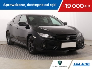 Honda Civic X Hatchback 5d Facelifting 1,0 VTEC TURBO 126KM 2021 Honda Civic 1.0 VTEC Turbo, Salon Polska