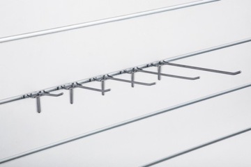 Крючок одинарный Slatwall, серебряная проволока, 10 см.