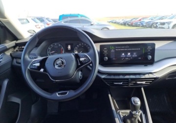 Skoda Octavia IV Scout 1.5 TSI ACT 150KM 2023 Skoda Octavia Ambition 1.5 TSI 150 KM Kamera LED Czujniki Climatronic, zdjęcie 8