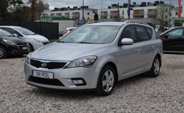 Kia Ceed I SW Facelifting 1.4 DOHC CVVT 90KM 2010 Kia Ceed LIFT Benzyna Klimatyzacja