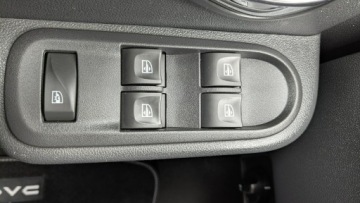 Dacia Duster I SUV Facelifting 1.2 TCe (Euro 6) 125KM 2016 Dacia Duster 1.2i 125PS OPŁACONY Bezwypadkowy, zdjęcie 29