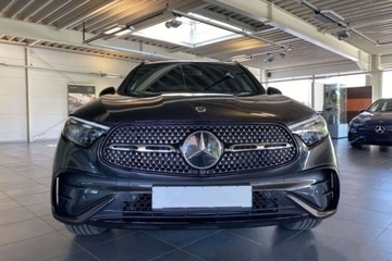 Mercedes GLC C254/X254 Coupe 2.0 200 204KM 2025 Mercedes-Benz GLC 200 4MATIC AMG Pakiet Night Digital Light HAK Pakiet, zdjęcie 5