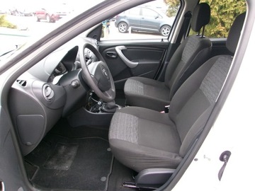 Dacia Duster I SUV 1.6 16V 105KM 2011 Dacia Duster 1.6 benzyna Sprowadzona, zdjęcie 5