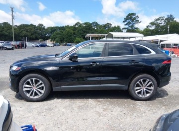 Jaguar F-Pace SUV 2.0 i4 250KM 2020 Jaguar F-Pace 2020r., Premium P250 Awd Automatic, 2L, od ubezpieczalni 2.0, zdjęcie 4
