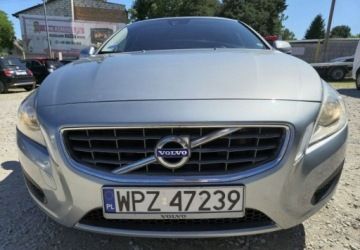 Volvo S60 II Sedan 1.6 D2 115KM 2012 Volvo S60 Zadbany Stan bardzo dobry 1.6 Diesel 114KM, zdjęcie 5