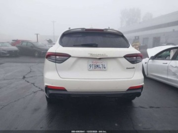 Maserati Levante 2022 Maserati Levante 2022r., 4x4, 3.0L 3.0 Benzyna 424KM, zdjęcie 7