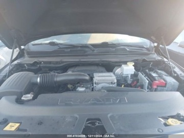  RAM 1500 2019r., Laramie, od ubezpieczalni 5.7 Benzyna 395KM, zdjęcie 11