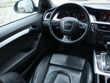 Audi A5 8T Coupe 2.7 TDI 190KM 2009 Audi A5 2.7 TDI, 187 KM, Automat, Skóra, Navi, zdjęcie 6