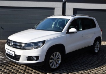 Volkswagen Tiguan I SUV Facelifting 1.4 TSI BlueMotion 160KM 2012 Volkswagen Tiguan Tiguan_Panoramiczny dach_Alufelgi17_Podgrzewane fotele, zdjęcie 11