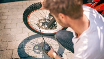 КОМПРЕССОРНЫЙ НАСОС UNIVERSALPUMP 18V BOSCH