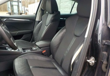 Skoda Octavia IV Liftback 2.0 TDI 150KM 2023 Skoda Octavia SPORTLINE DSG Okazja 2.0 Diesel 150KM, zdjęcie 25