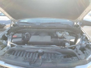 Chevrolet Silverado II 2022 Chevrolet Silverado 2022, 5.3L, 4x4, K1500 LT, po gradobiciu 5.3 Benzyna, zdjęcie 10