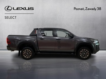 Toyota Hilux VIII Podwójna kabina Facelifting 2.8 D-4D 204KM 2023 Toyota Hilux 2.8 D-4D Double Cab GR Sport 4x4 Toyo, zdjęcie 3