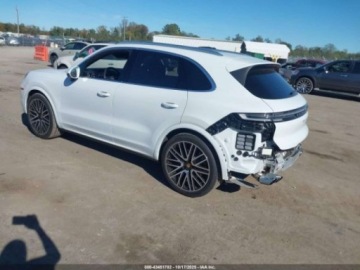 Porsche Cayenne III 2024 Porsche Cayenne 2024r.,4x4, 3.0L 3.0 Benzyna 348KM, zdjęcie 2